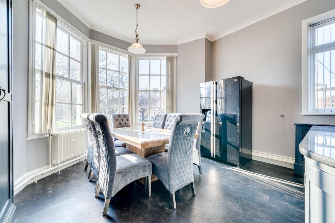 Wakefield Town House Villa Luaran gambar