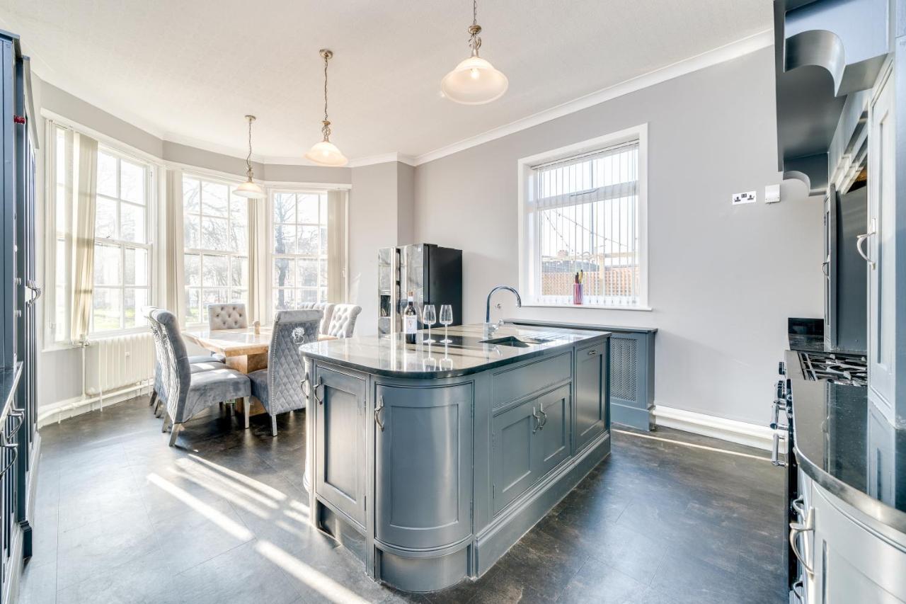 Wakefield Town House Villa Luaran gambar